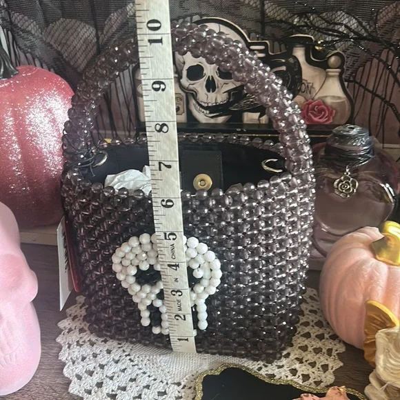 ☠️LD Kendra Dandy Skull Beaded Crossbody Bag 2023 Rare HTF☠️ - Picture 13 of 15